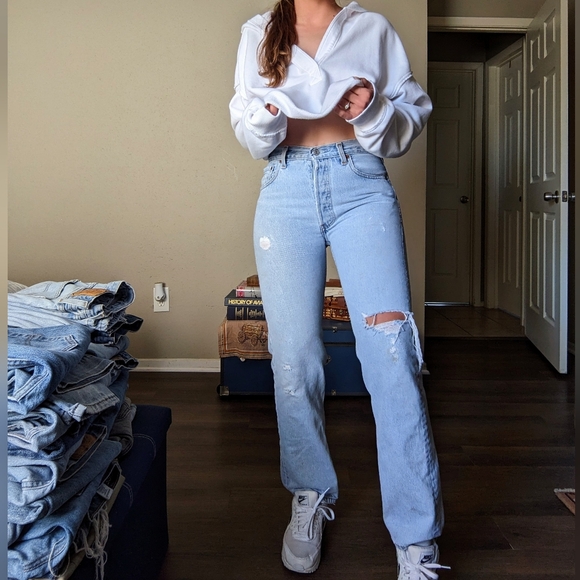 Levi's 501 Vintage Straight Leg Jeans 90s Light Wash COPY - Picture 2 of 16